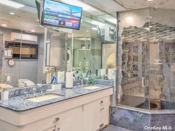 #7 photo, 215-40 27th Avenue, बेसाइड Bayside , NY 11360