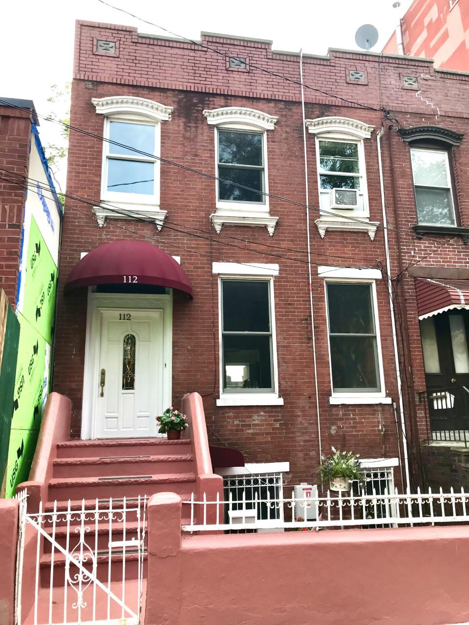 #11 photo, 112 LUQUER Street, ブルックリン区 Carroll Gardens , NY 11231