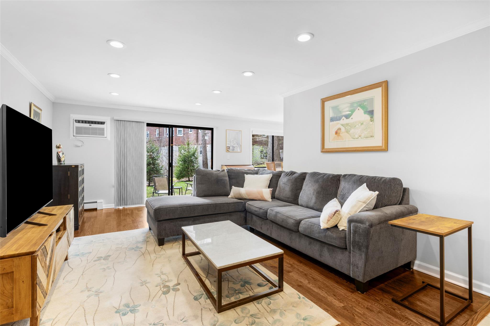 #1 photo, 555 Central Park Avenue, 纽约州 Scarsdale , NY 10583