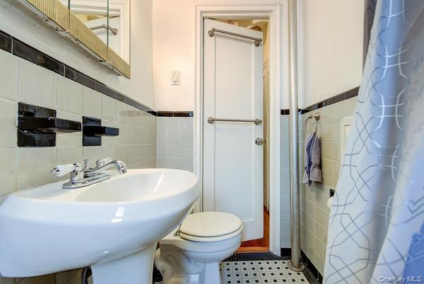 #12 photo, 63-61 99th Street, クイーンズ区 Rego Park , NY 11374