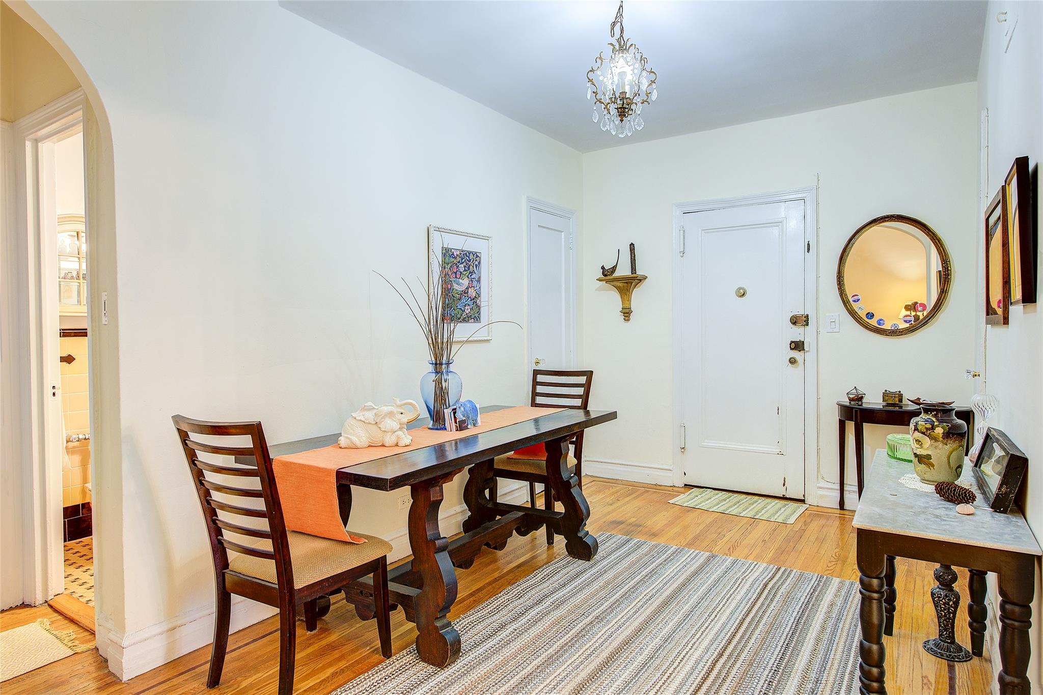 #10 photo, 117-01 Park Lane South, Kew Gardens , NY 11415