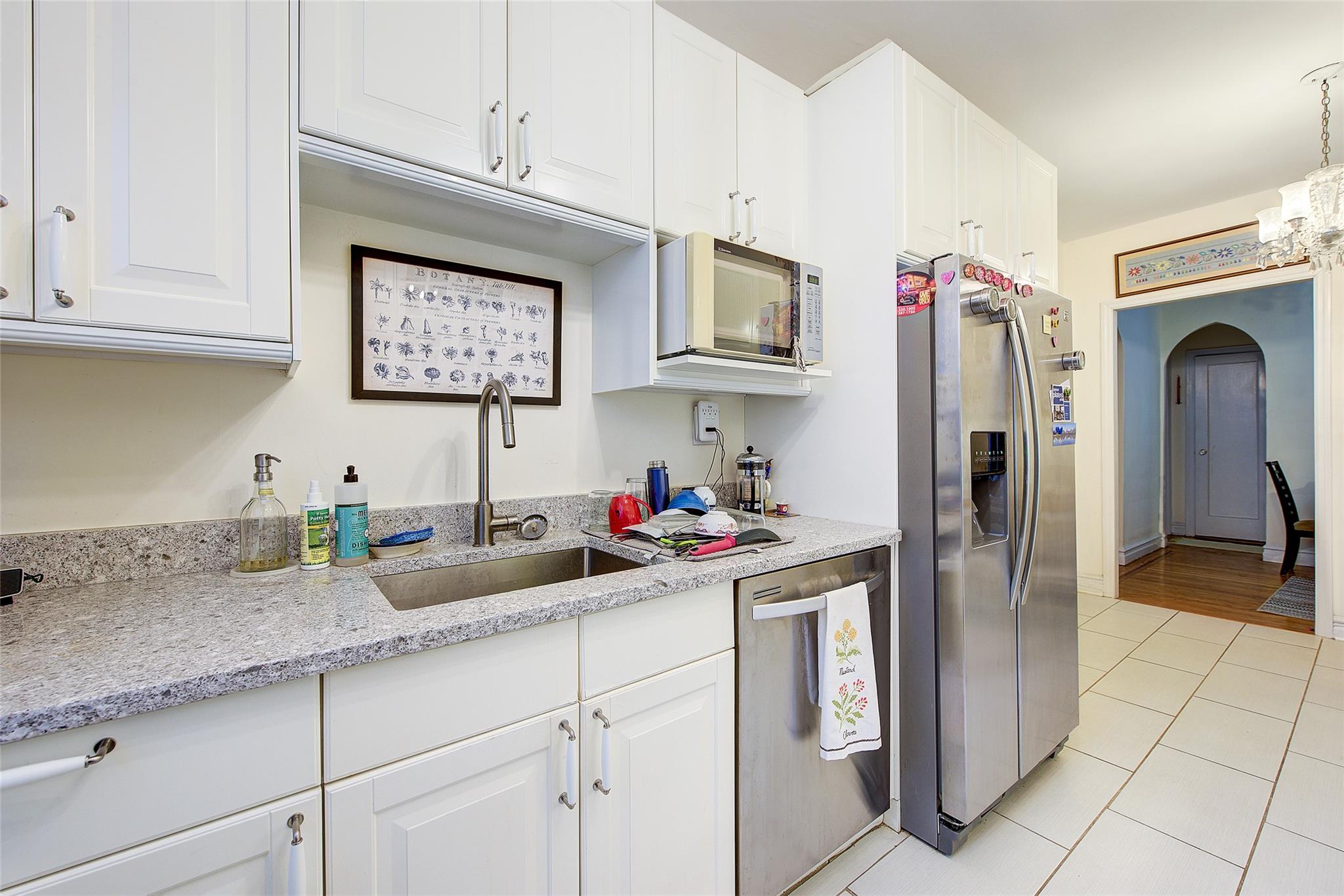 #17 photo, 117-01 Park Lane South, Kew Gardens , NY 11415