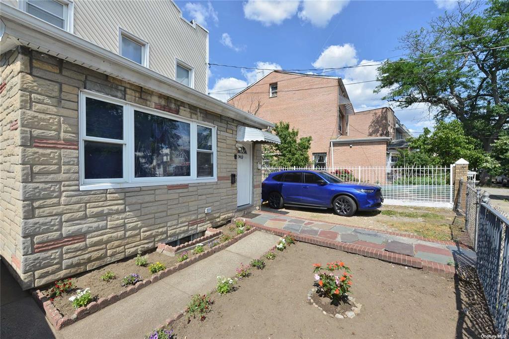 #9 photo, 74-13 93rd Avenue, Woodhaven , NY 11421