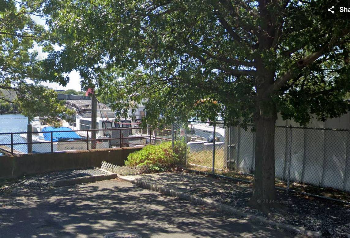 #2 photo, 3 Cyrus Ave, ブルックリン区 Gerritsen Beach , NY 11229