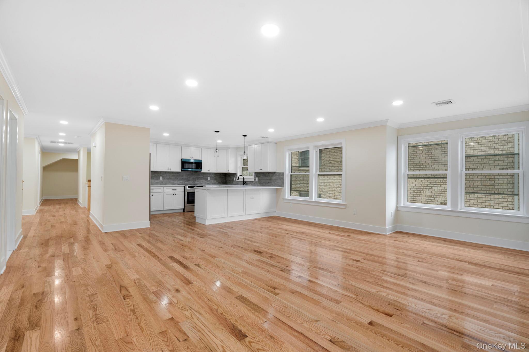 #20 photo, 219 Mile Square Road, Yonkers , NY 10701