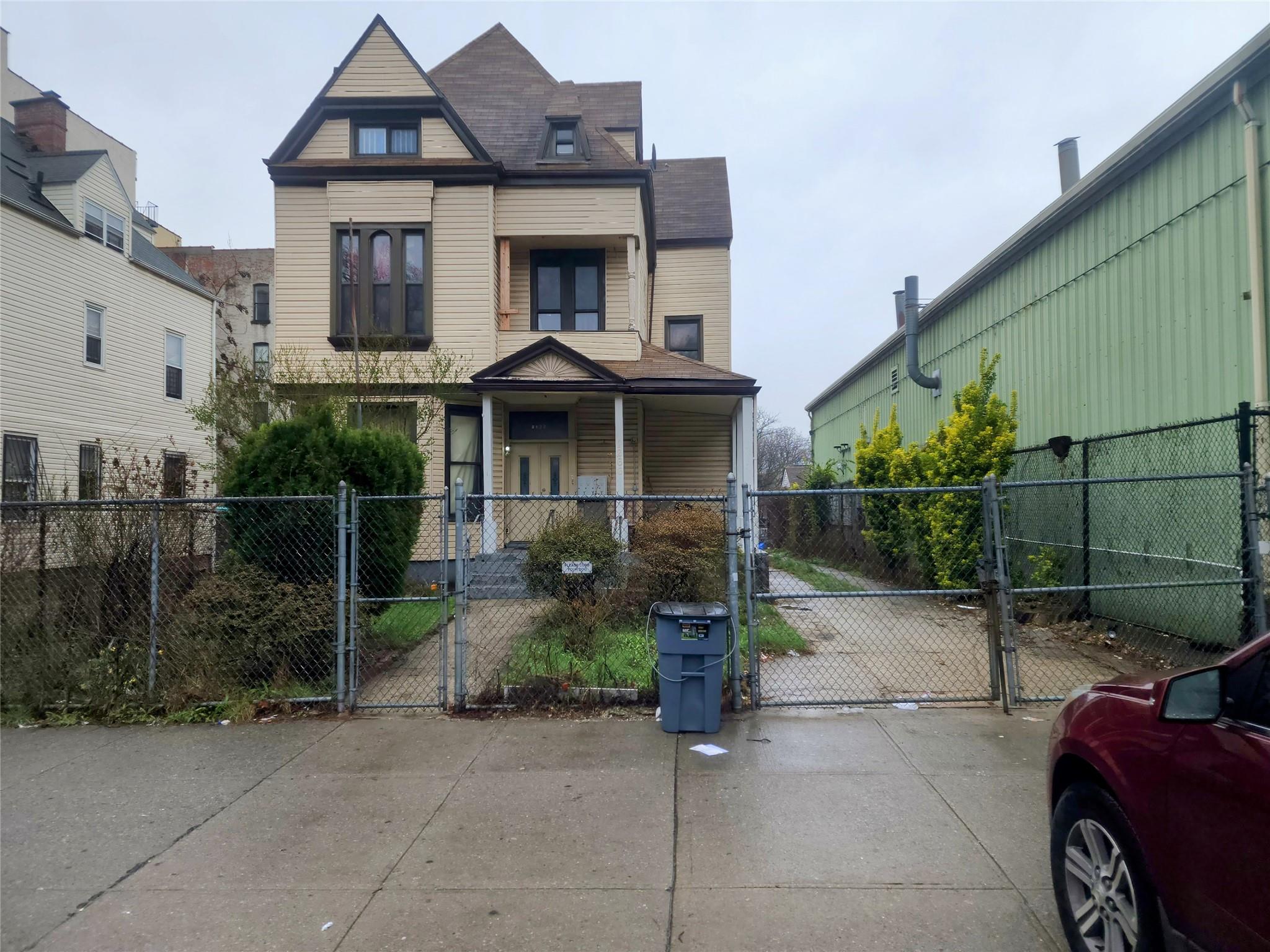 #2 photo, 1266 Boston Road, Bronx , NY 10456