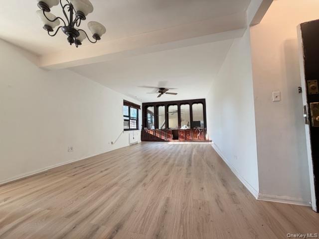 #11 photo, 75-08 Bell Boulevard, クイーンズ区 Bayside , NY 11364