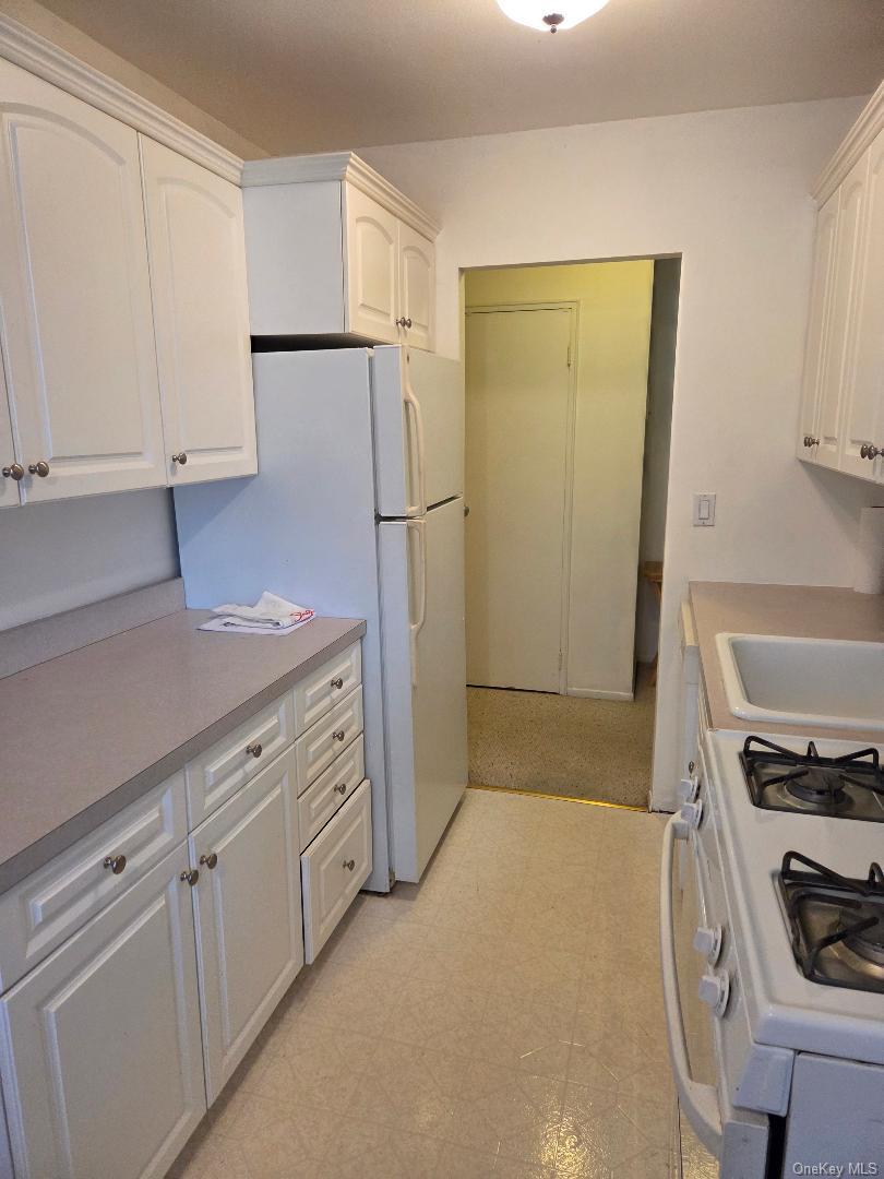 #4 photo, 460 Old Town, #6N, サフォーク郡 Port Jefferson Station , NY 11776