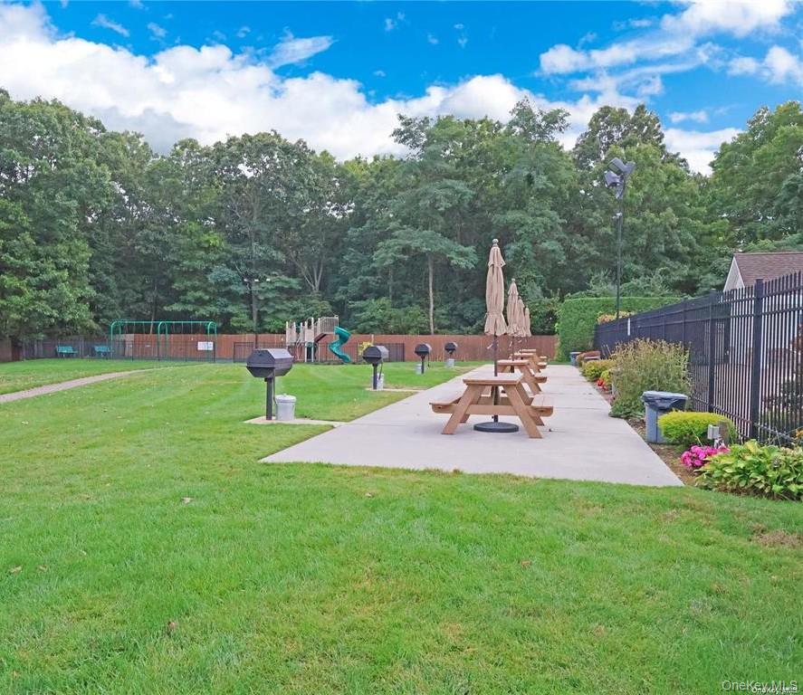 #8 photo, 460 Old Town, #6N, サフォーク郡 Port Jefferson Station , NY 11776