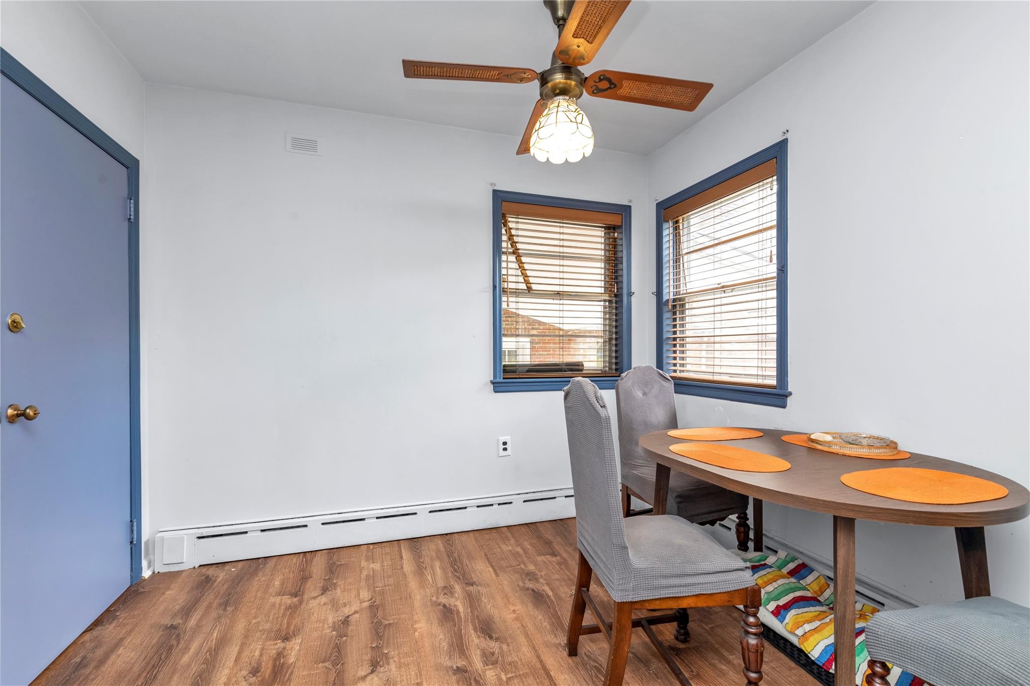 #11 photo, 420 Old Country Road, Melville , NY 11747