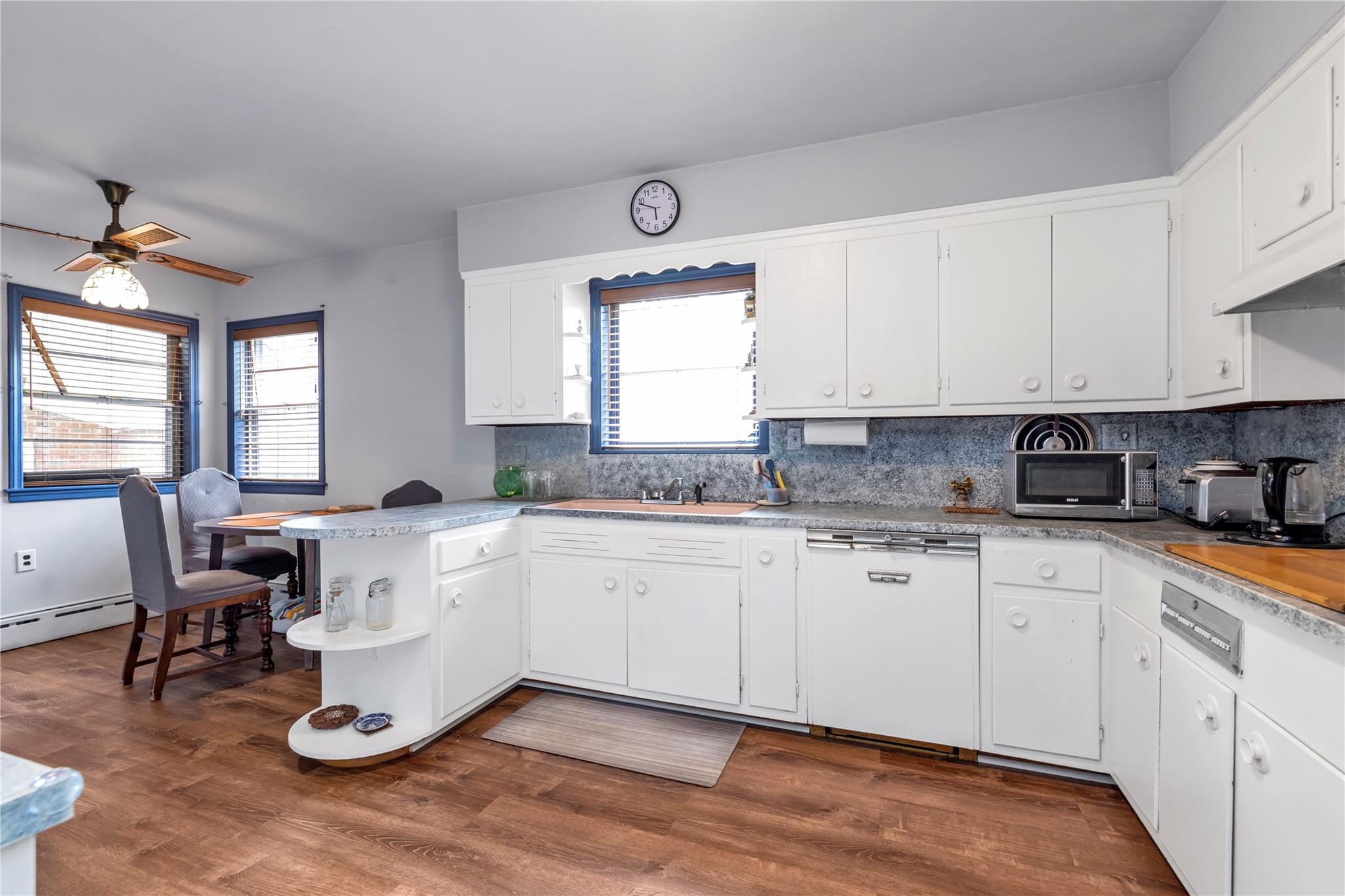 #4 photo, 420 Old Country Road, Melville , NY 11747