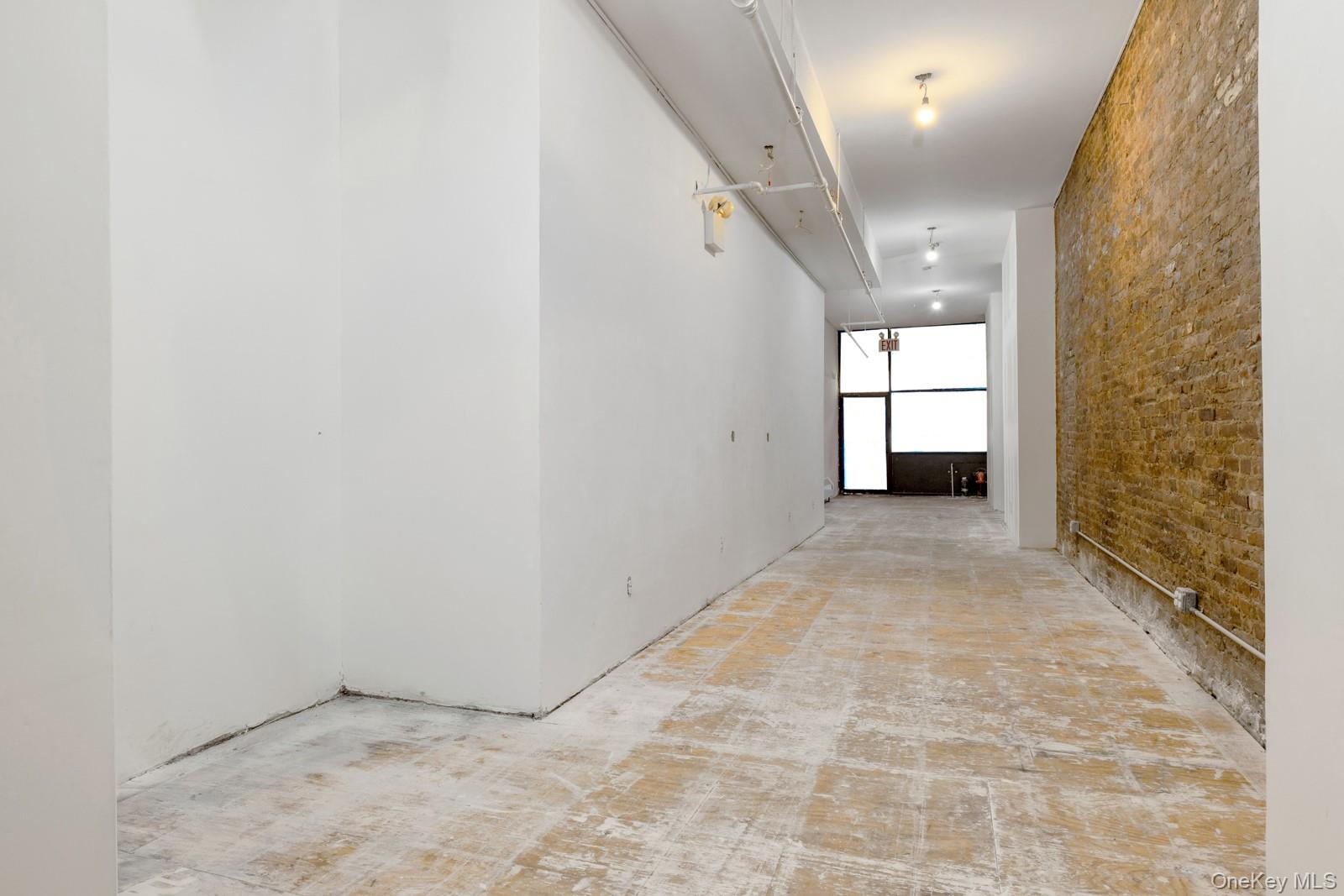 #2 photo, 167 Avenue C, New York (Manhattan) , NY 10009