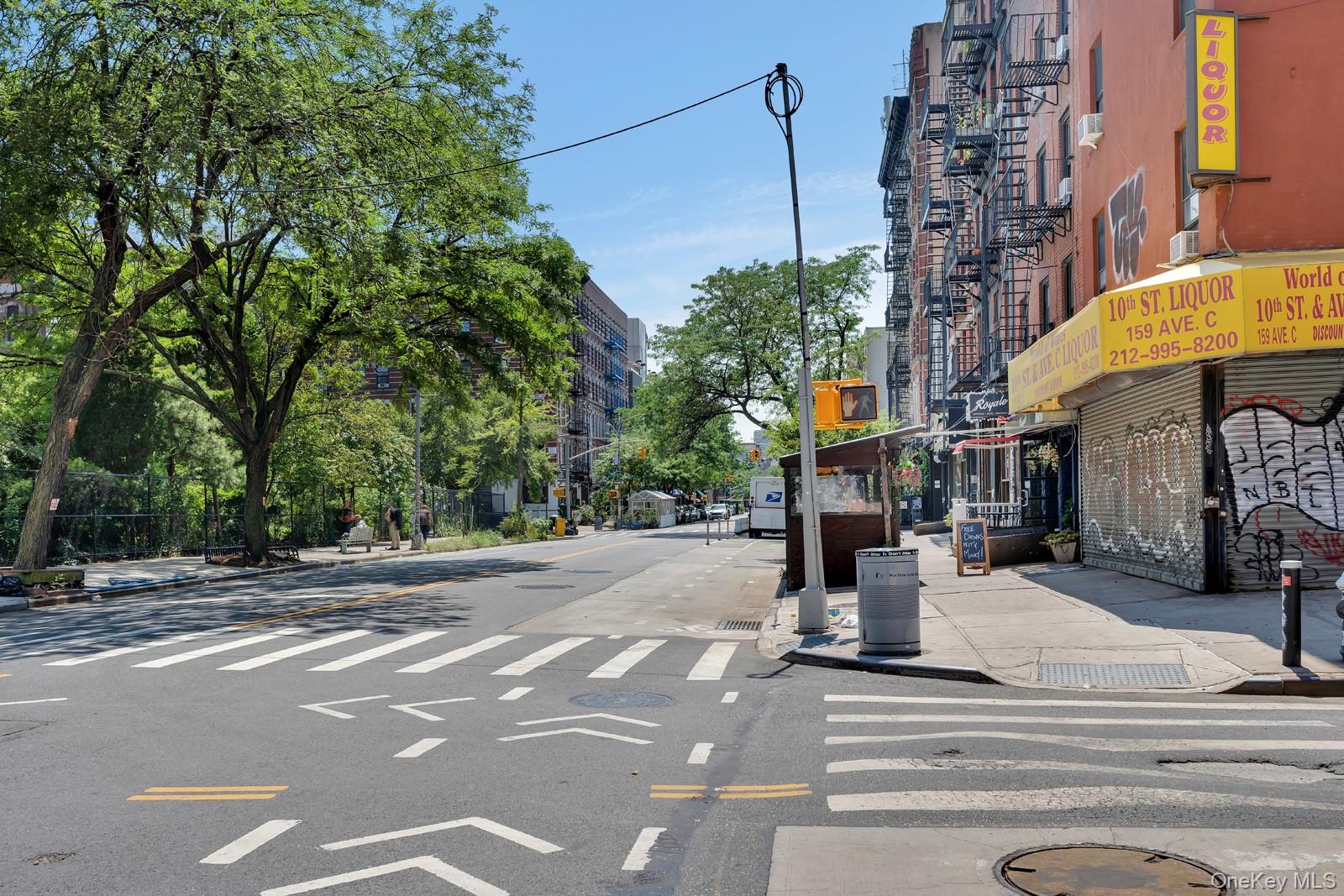 #5 photo, 167 Avenue C, New York (Manhattan) , NY 10009