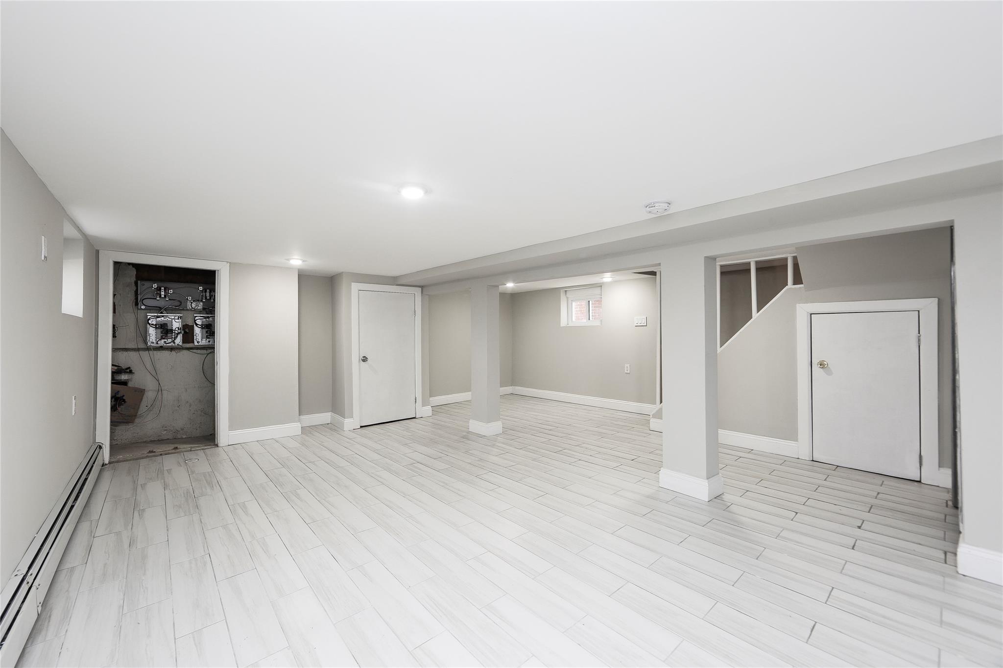 #4 photo, 24027 Newhall Avenue, クイーンズ区 Rosedale , NY 11422