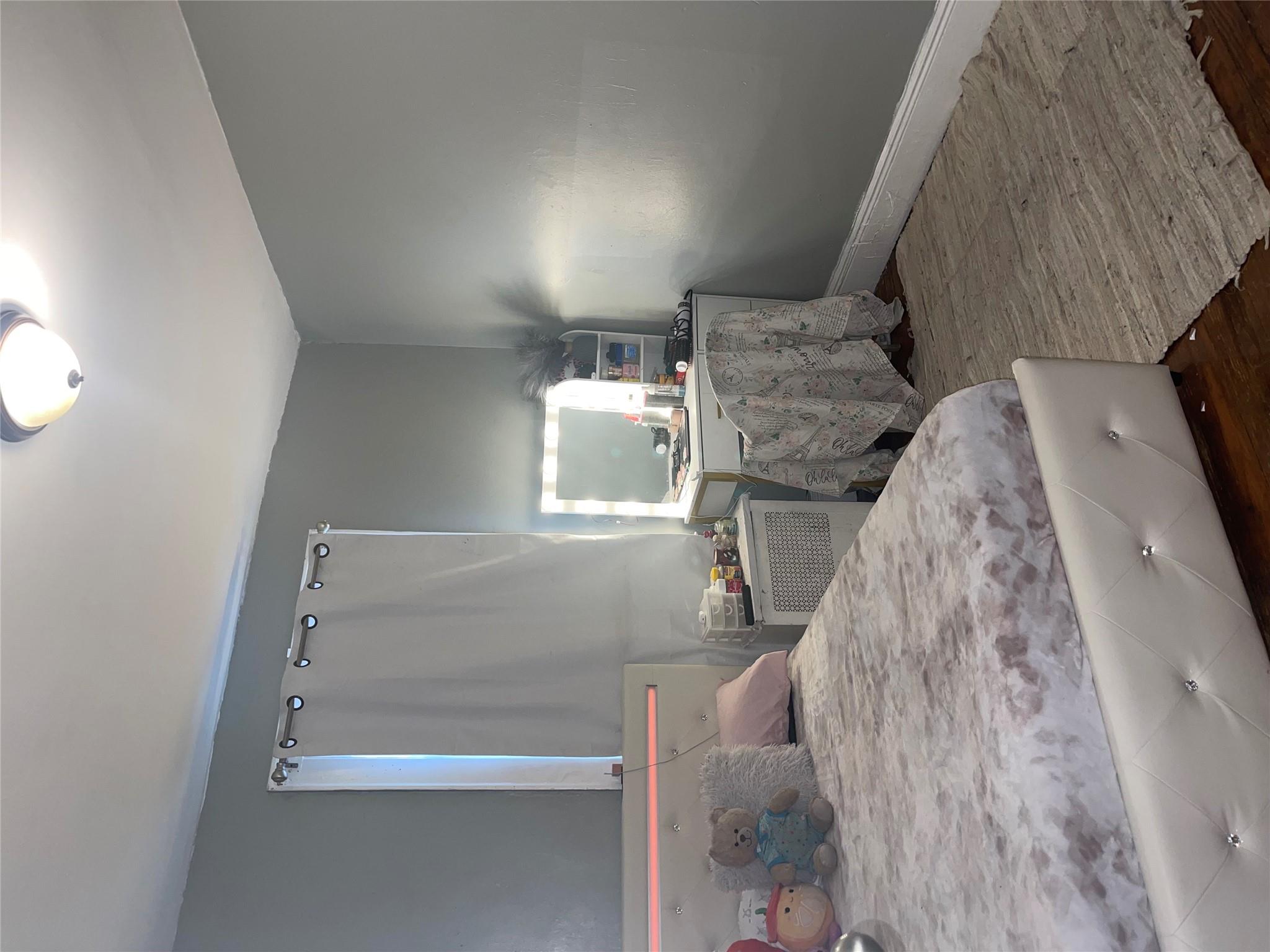 #12 photo, 10925 208th Street, Queens Village , NY 11429