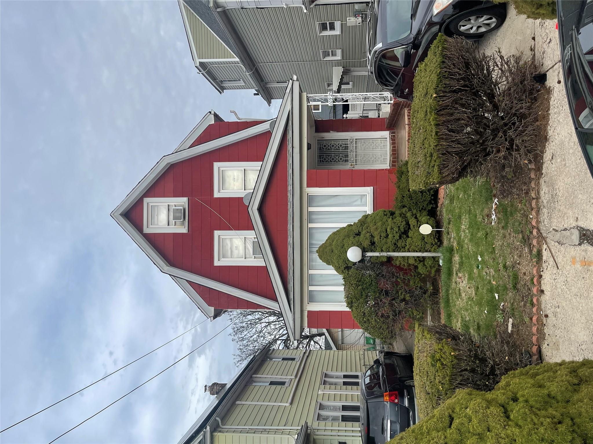 #2 photo, 10925 208th Street, Queens Village , NY 11429