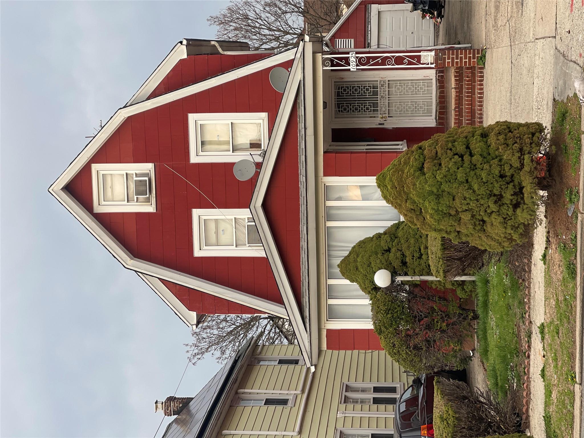 #3 photo, 10925 208th Street, Queens Village , NY 11429