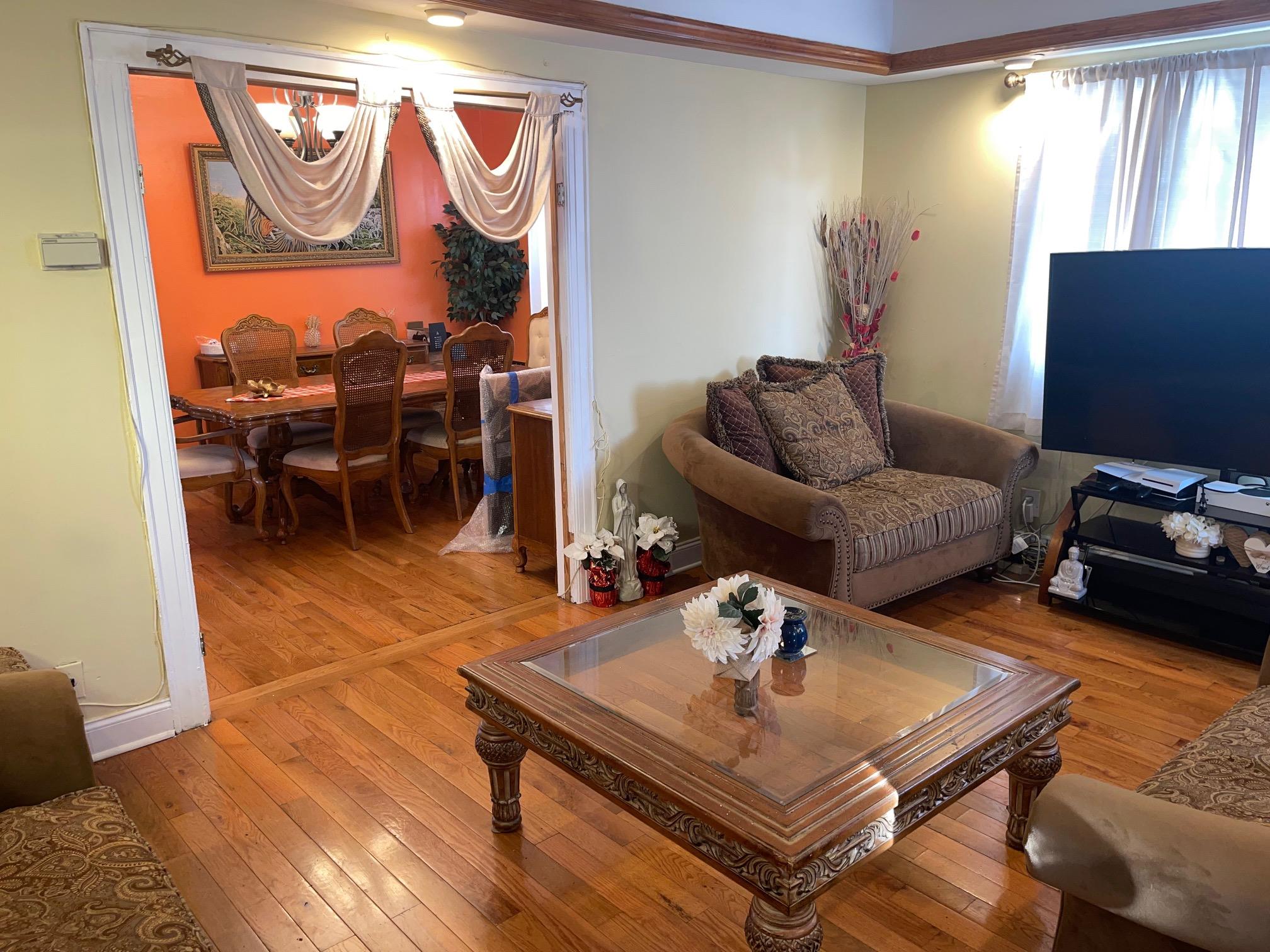 #7 photo, 10925 208th Street, Queens Village , NY 11429