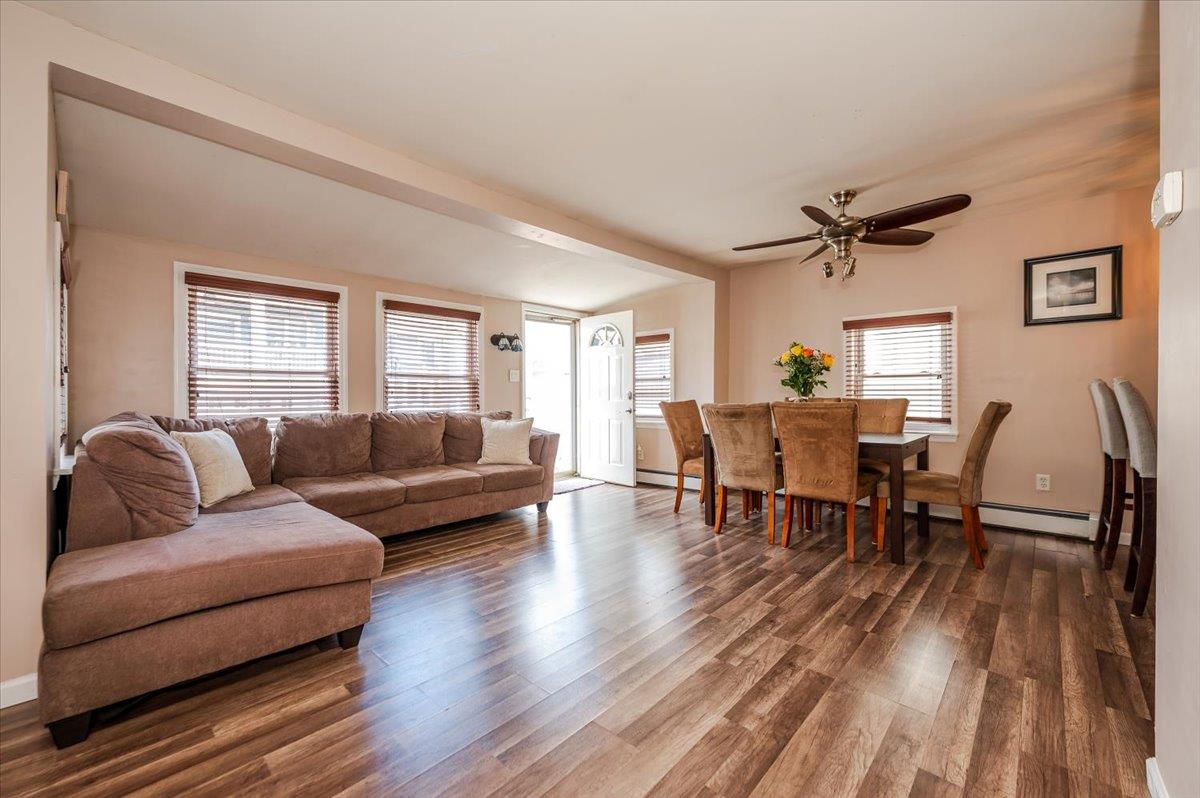 #2 photo, 92 Nebraska Street, ナッソー郡 Long Beach , NY 11561