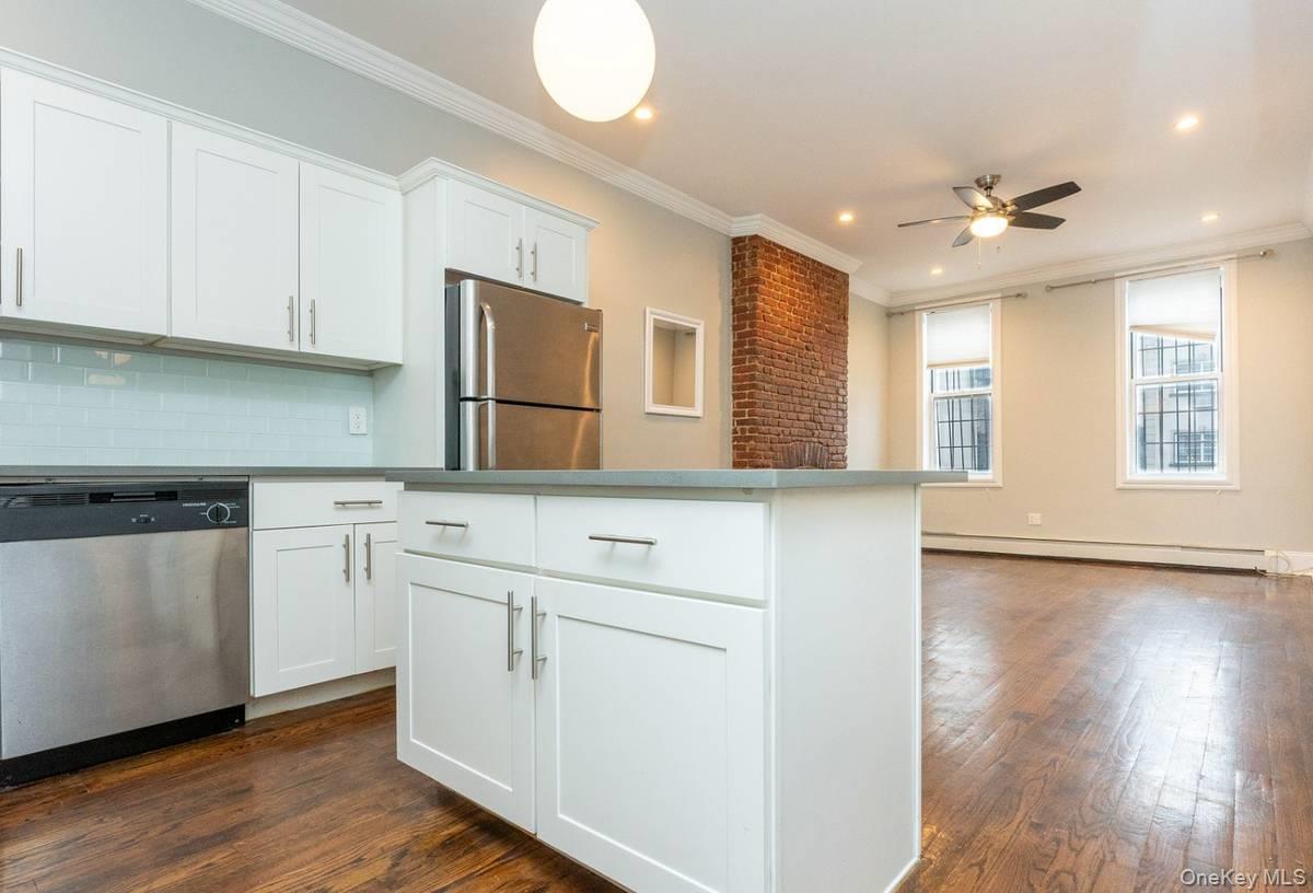 #14 photo, 964 Madison Street, Brooklyn , NY 11221