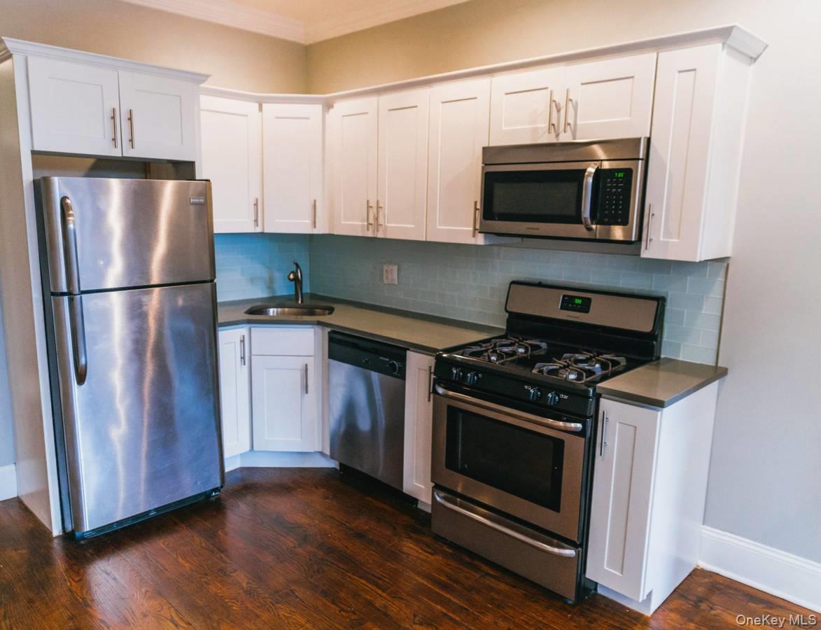 #18 photo, 964 Madison Street, Brooklyn , NY 11221