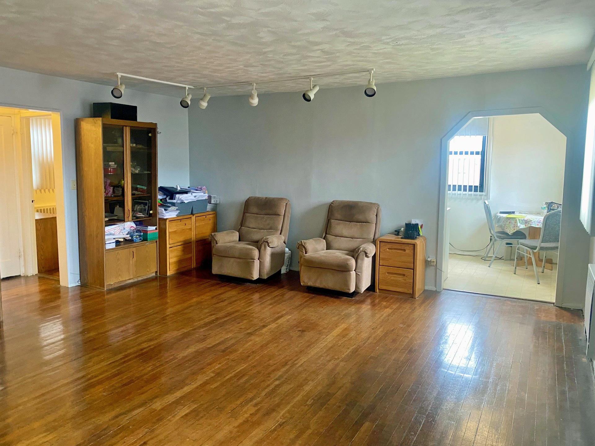 #5 photo, 166-30 17th Road, Whitestone , NY 11357