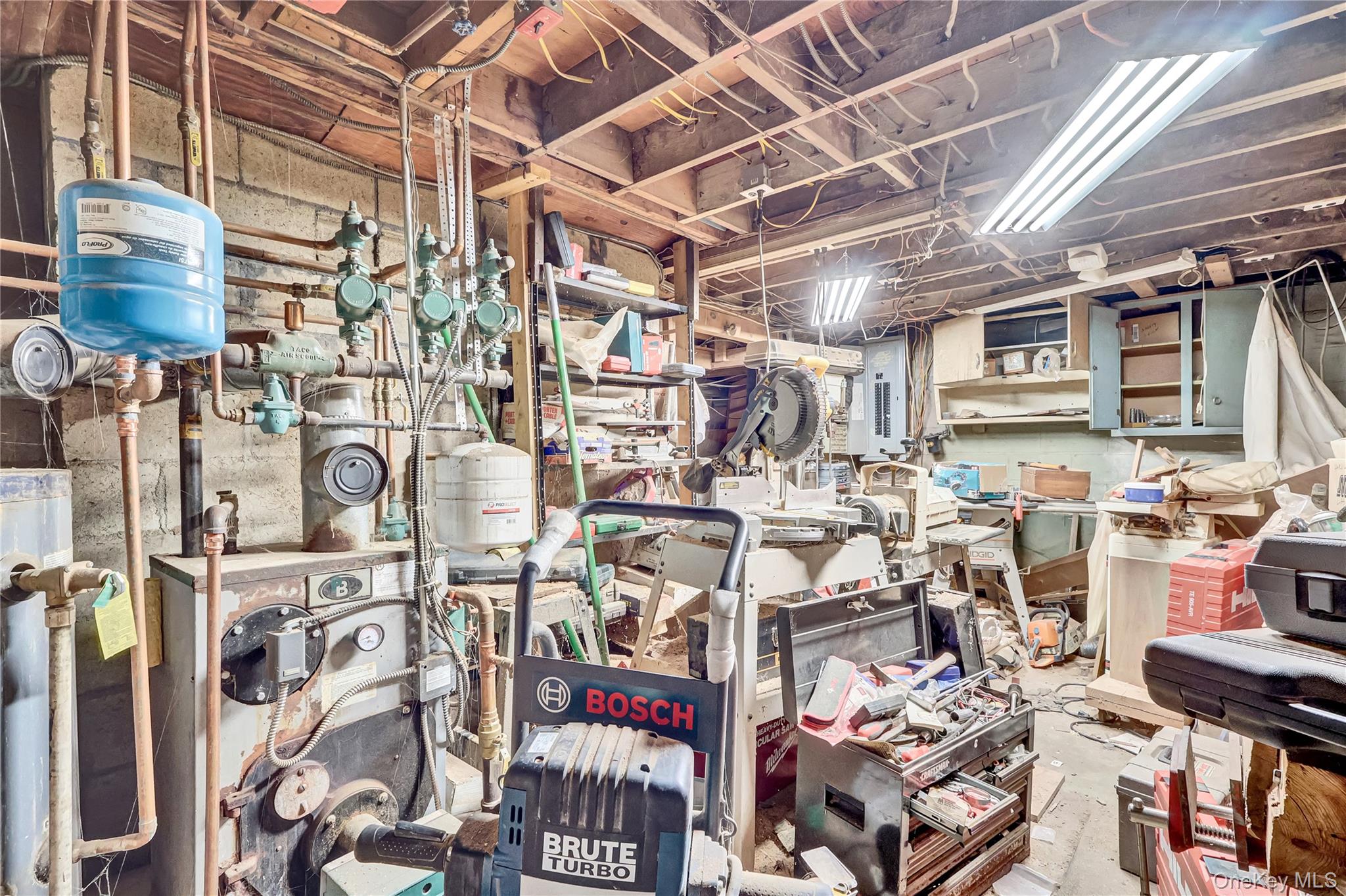 #13 photo, 57 Lodge Avenue, サフォーク郡 Huntington Station , NY 11746