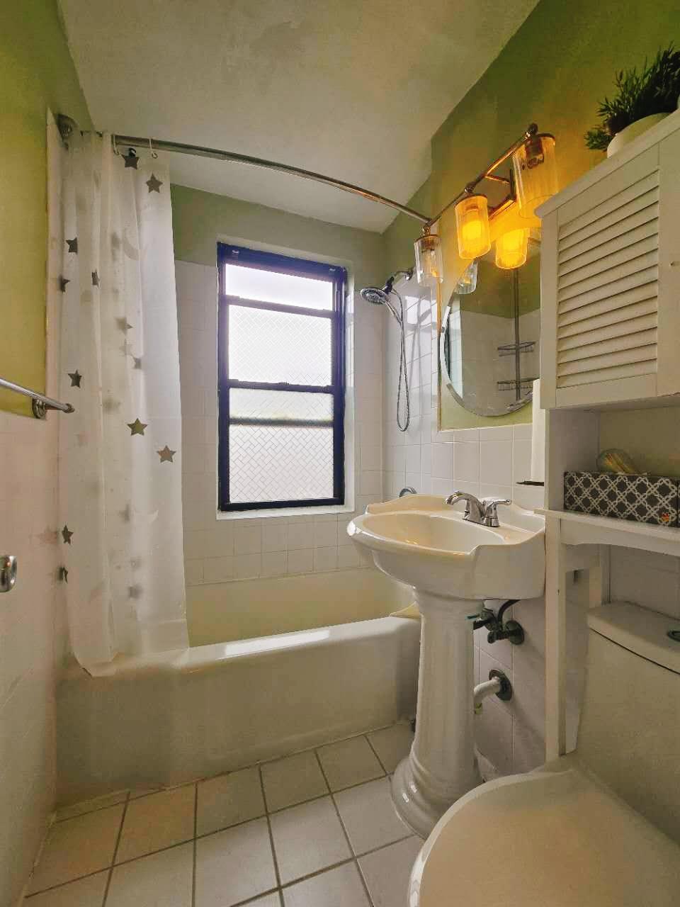 #10 photo, 150-10 71st Avenue, Kew Garden Hills , NY 11367