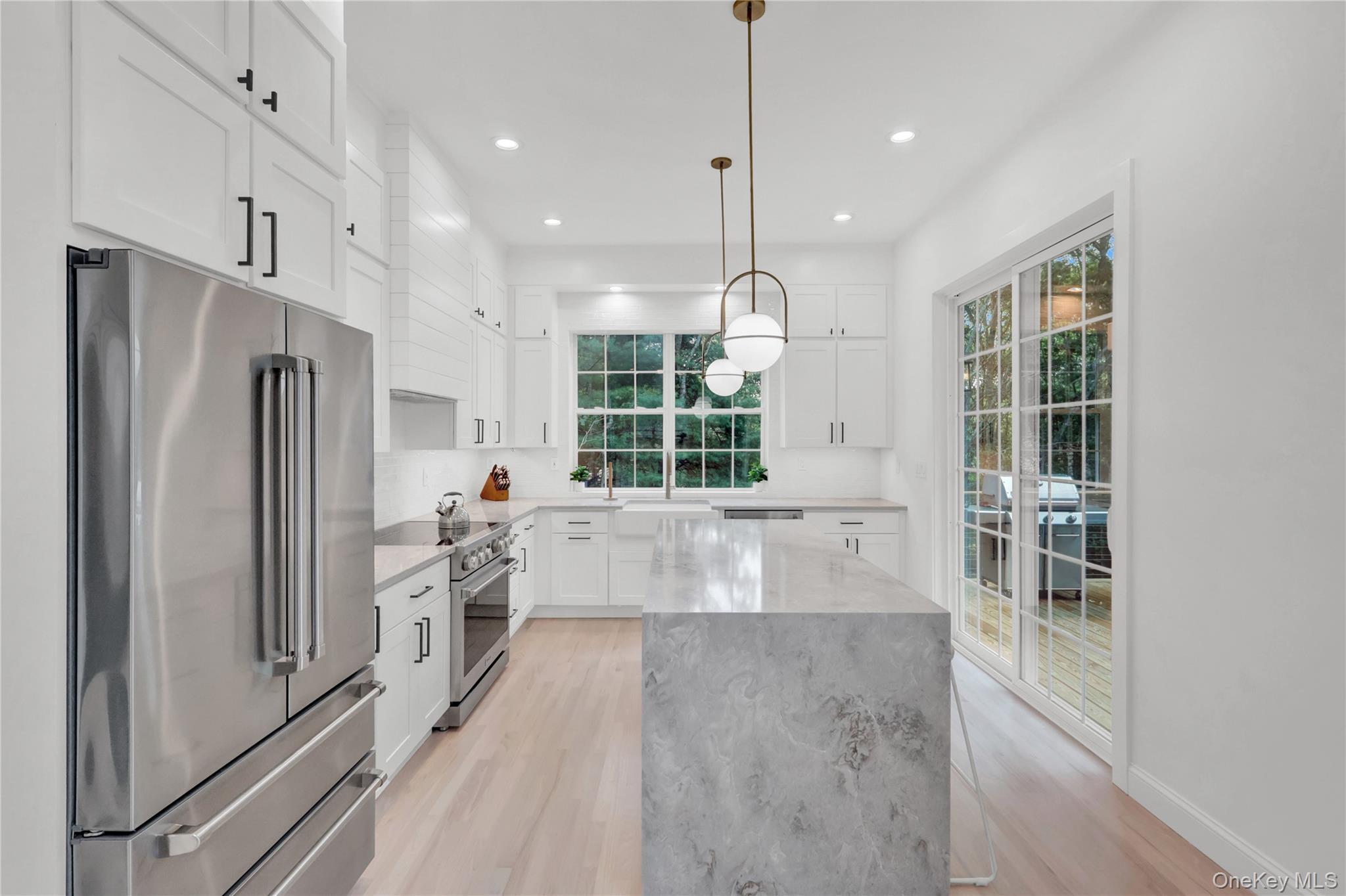 #13 photo, 15 Deer Ridge Trail, サフォーク郡 Water Mill , NY 11976