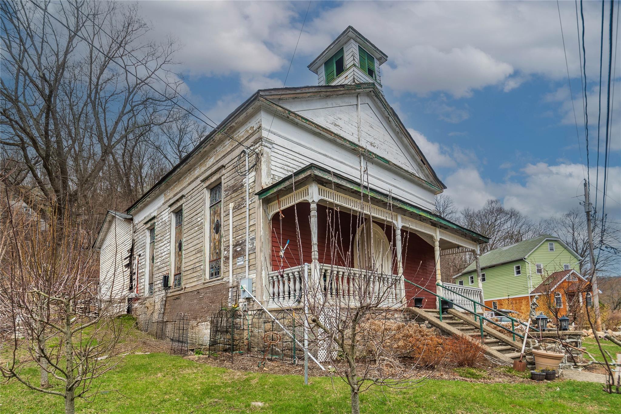 #19 photo, 11 Orange Turnpike, Southfields , NY 10975