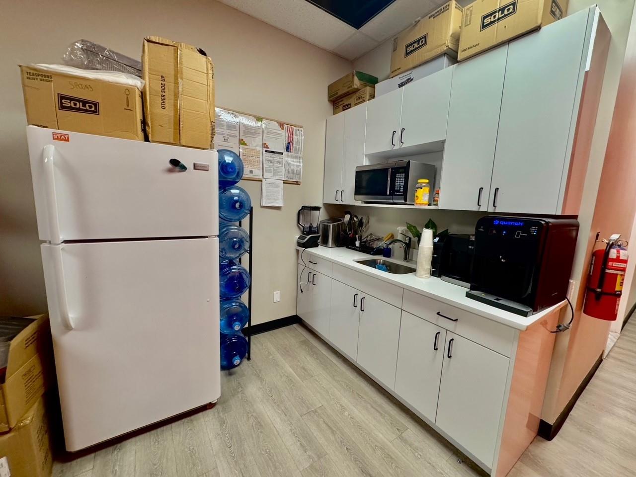 #18 photo, 1027 Beach 20th Street, كوينز Far Rockaway , NY 11691