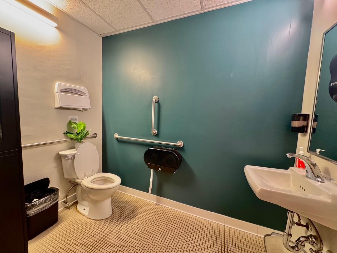 #19 photo, 1027 Beach 20th Street, كوينز Far Rockaway , NY 11691