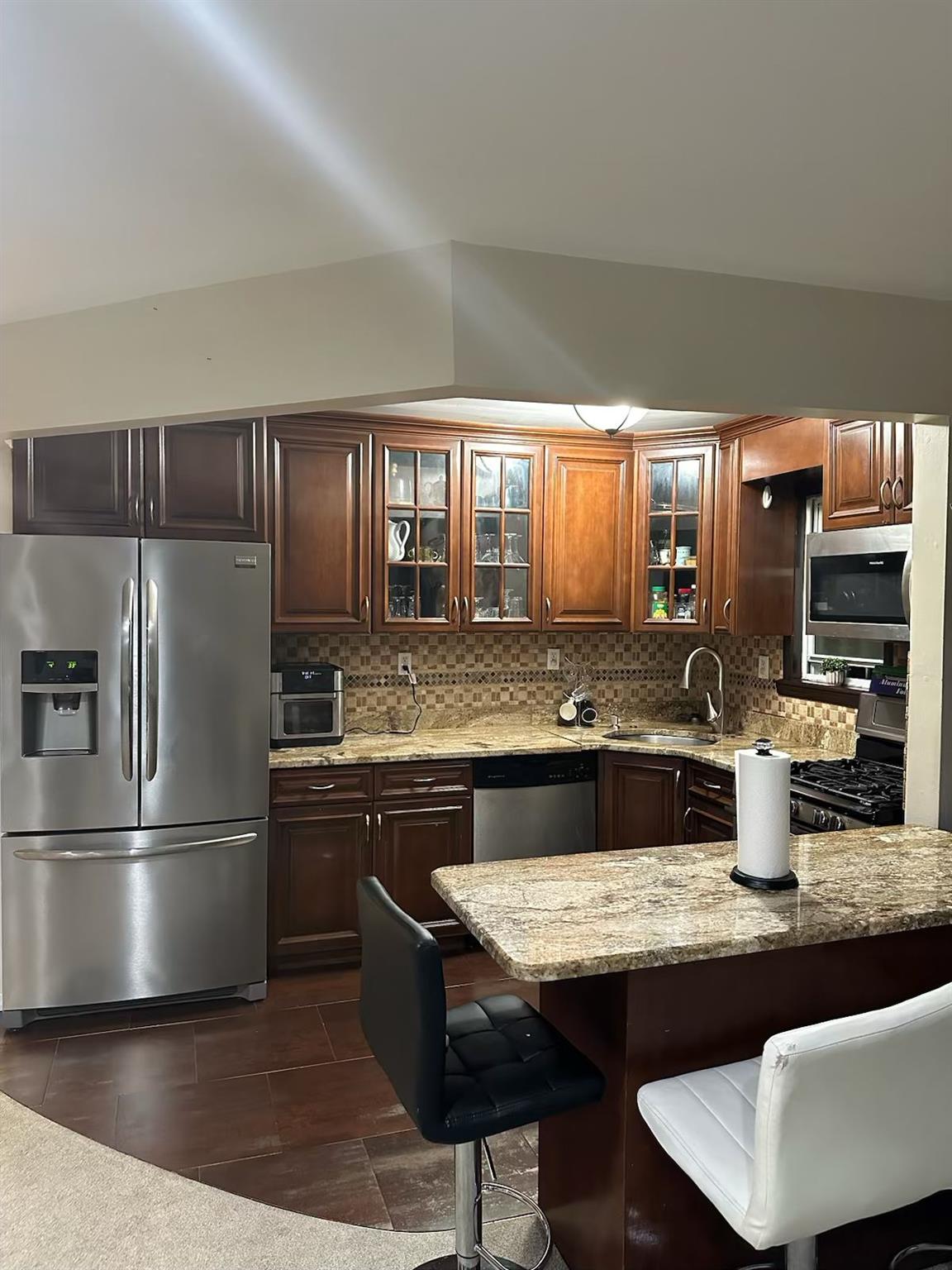 #10 photo, 137-28 220 ST, クイーンズ区 Laurelton , NY 11413