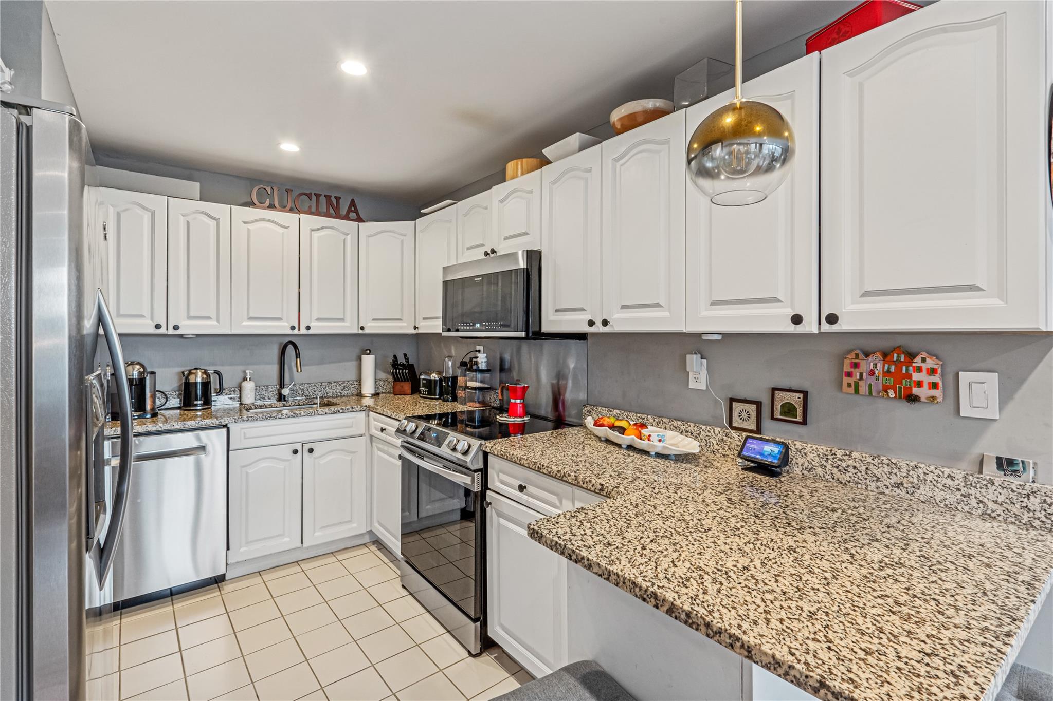 #2 photo, 162-40 9th Avenue, クイーンズ区 Beechhurst , NY 11357