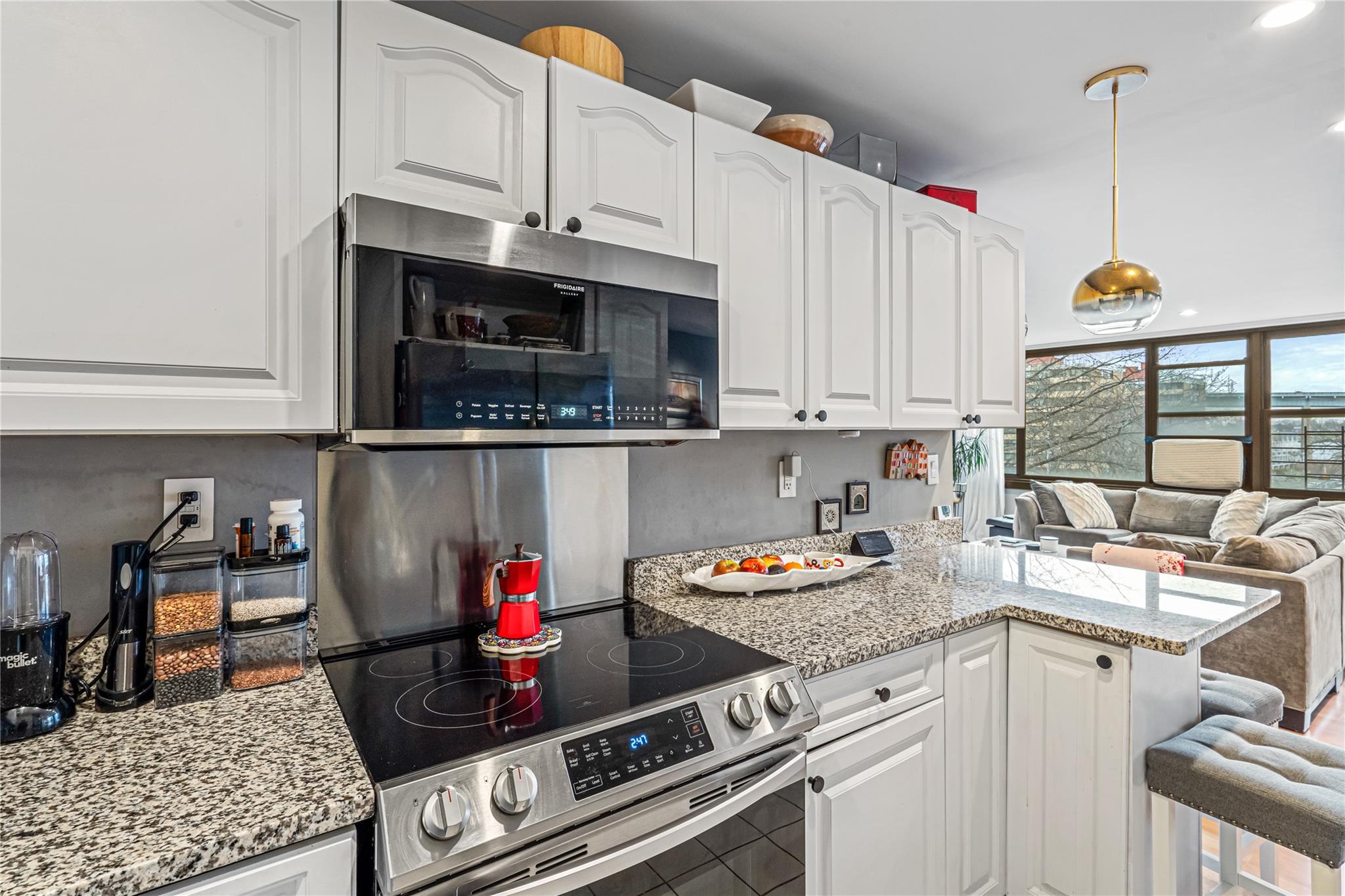 #4 photo, 162-40 9th Avenue, クイーンズ区 Beechhurst , NY 11357