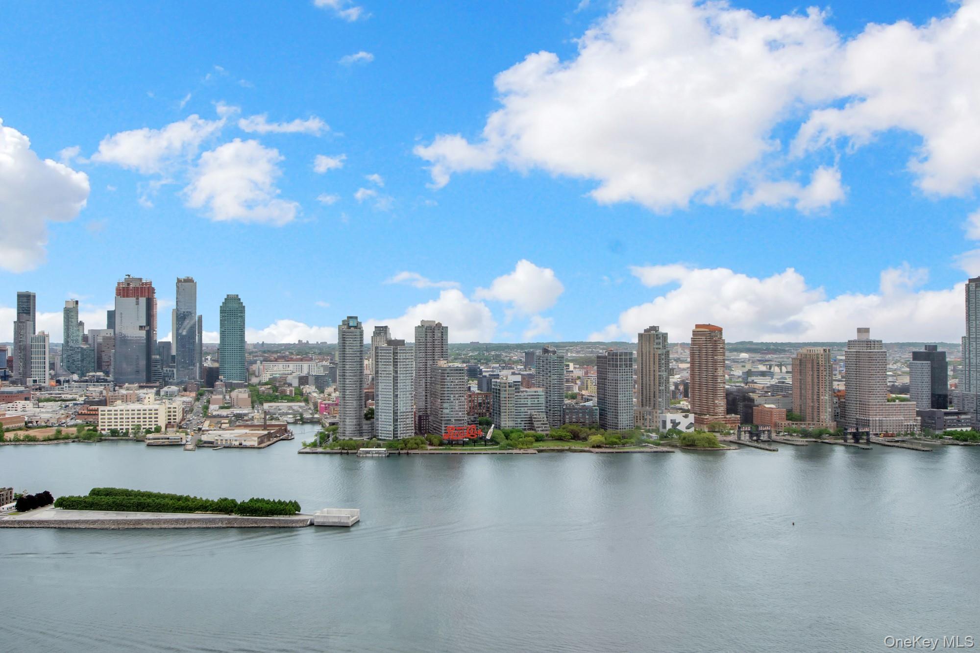 #10 photo, 50 United Nations Plaza, マンハッタン New York (Manhattan) , NY 10017