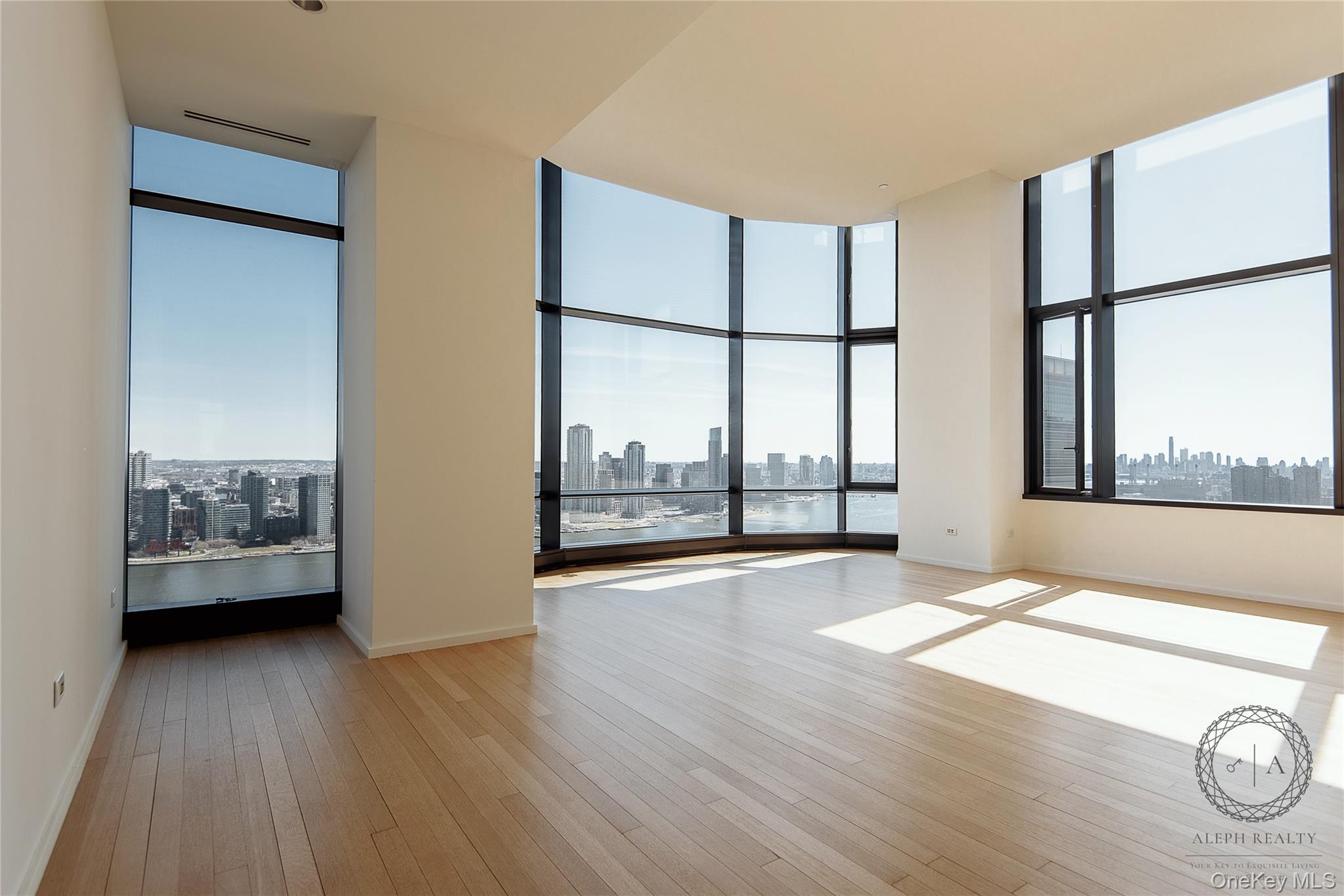 #3 photo, 50 United Nations Plaza, マンハッタン New York (Manhattan) , NY 10017