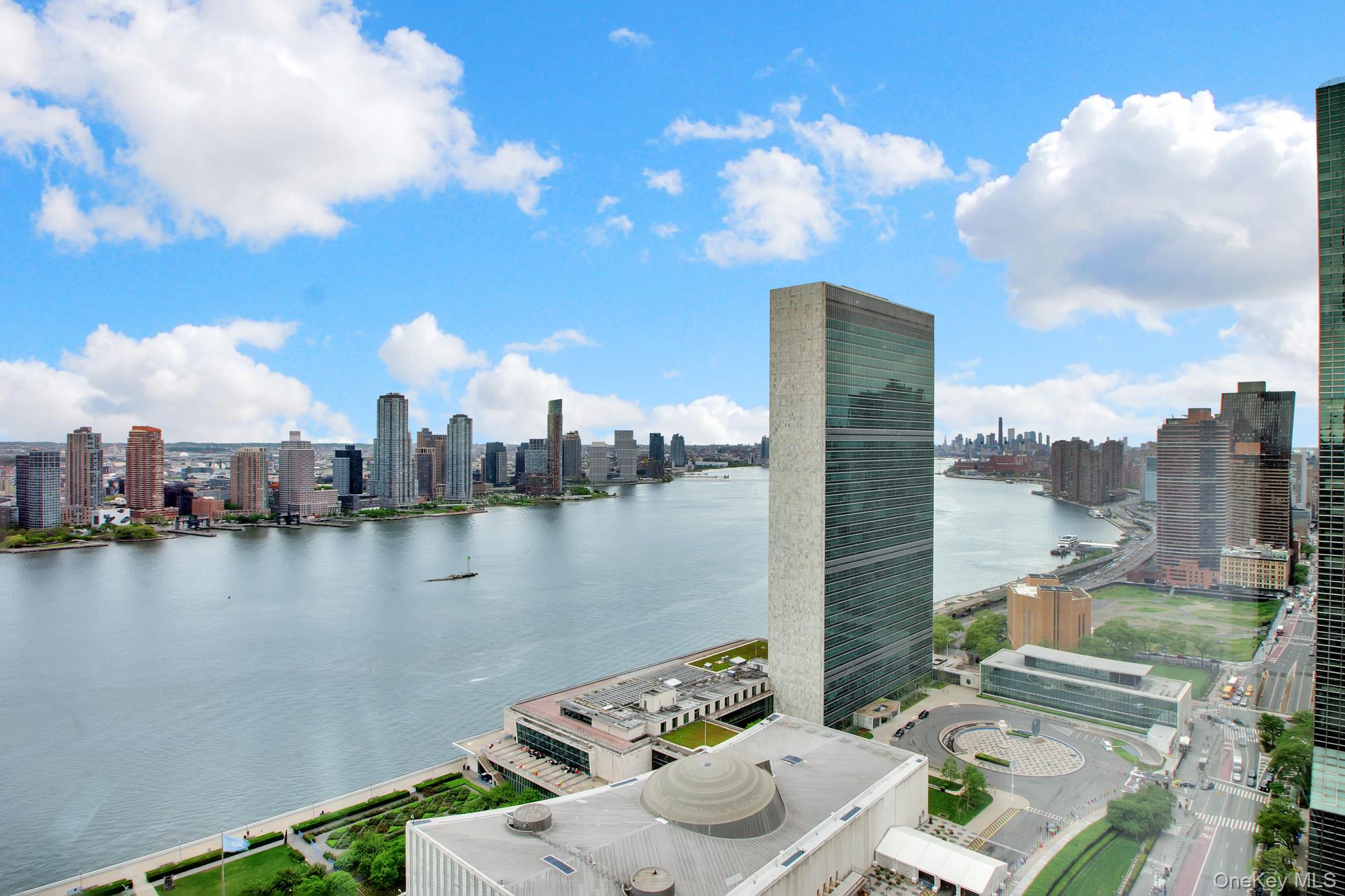 #4 photo, 50 United Nations Plaza, マンハッタン New York (Manhattan) , NY 10017