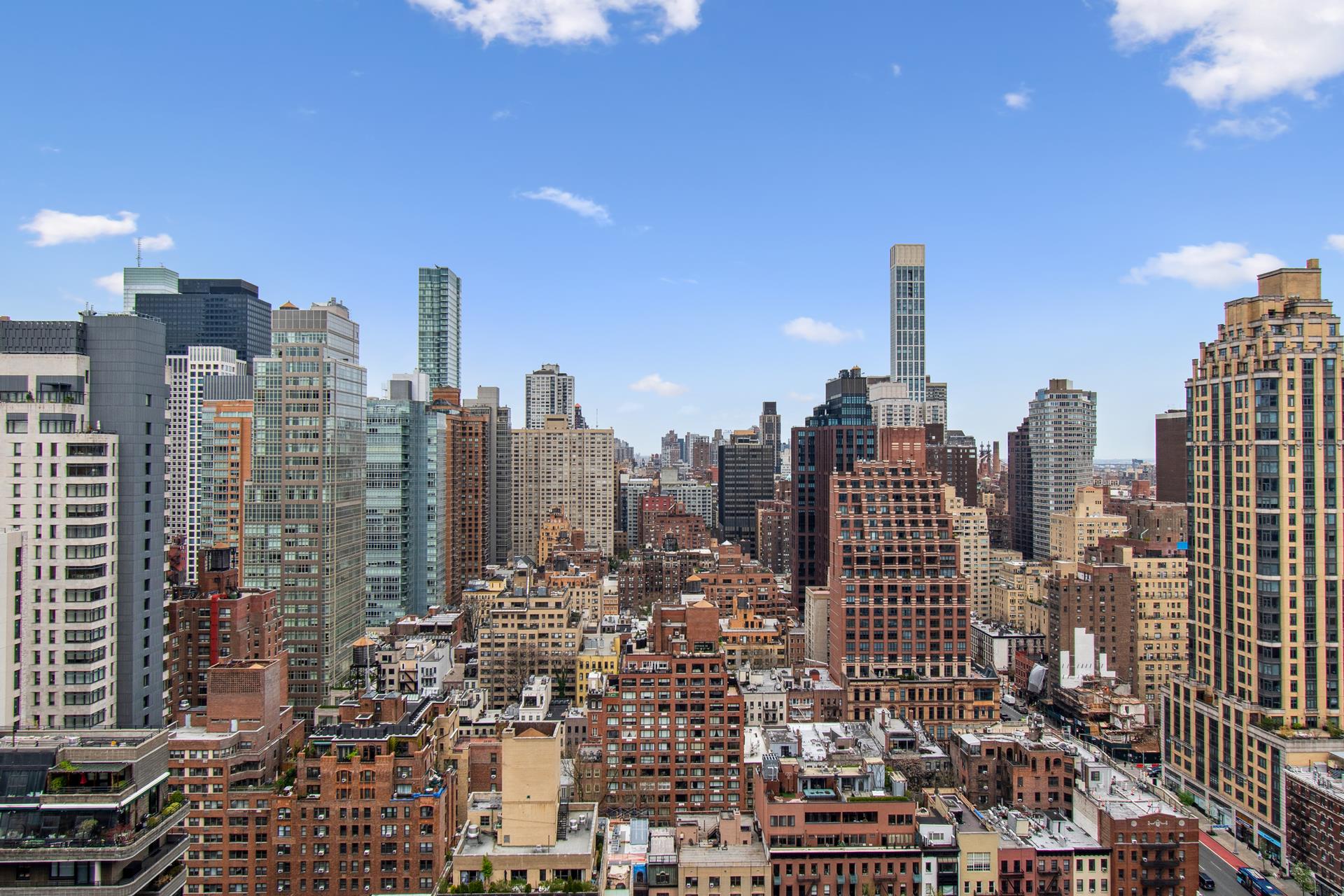 #13 photo, 100 UNITED NATIONS Plaza, マンハッタン Turtle Bay , NY 10017