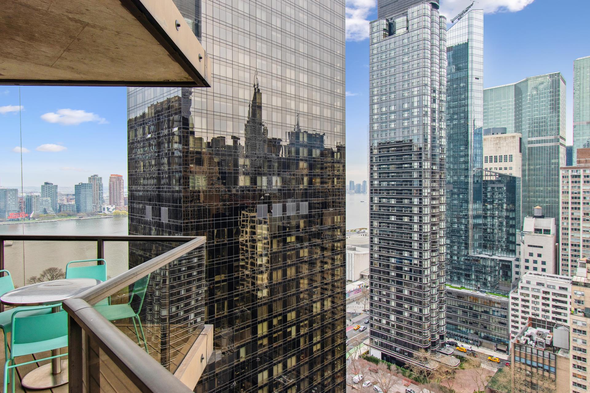 #6 photo, 100 UNITED NATIONS Plaza, マンハッタン Turtle Bay , NY 10017