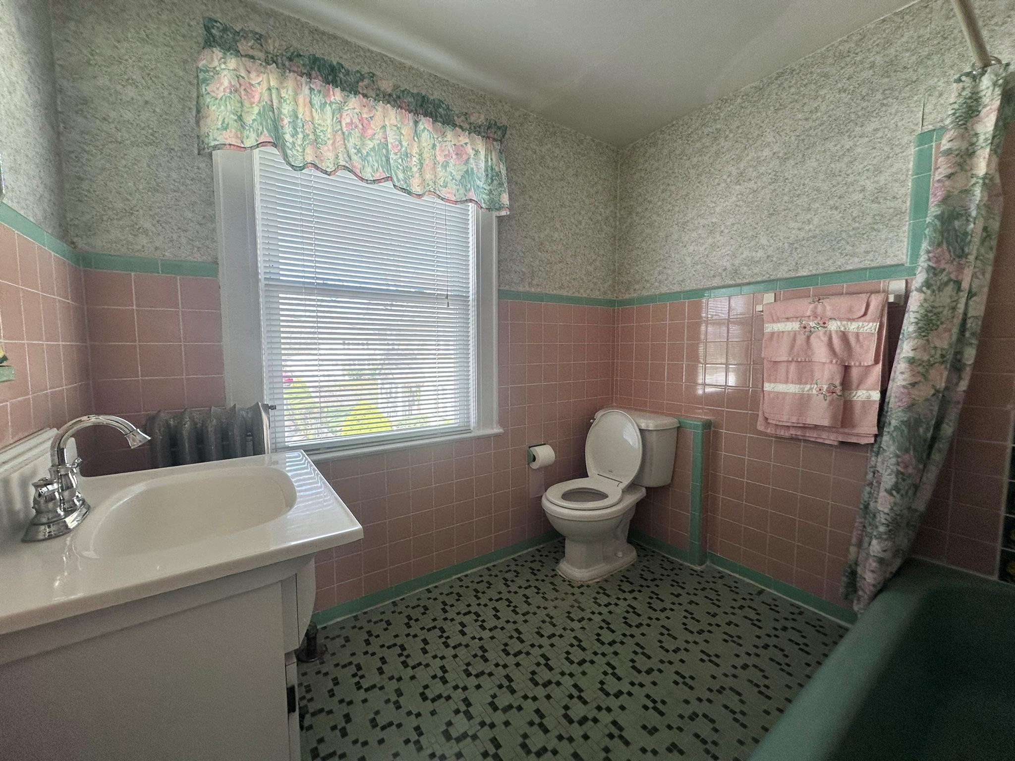 #13 photo, 166 Franklin Street, Franklin Square , NY 11010