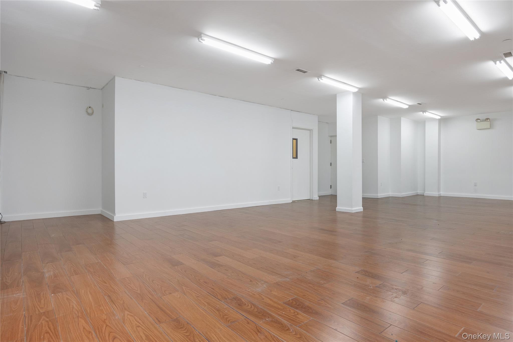 #11 photo, 172-18 Jamaica Avenue, クイーンズ区 Jamaica , NY 11432