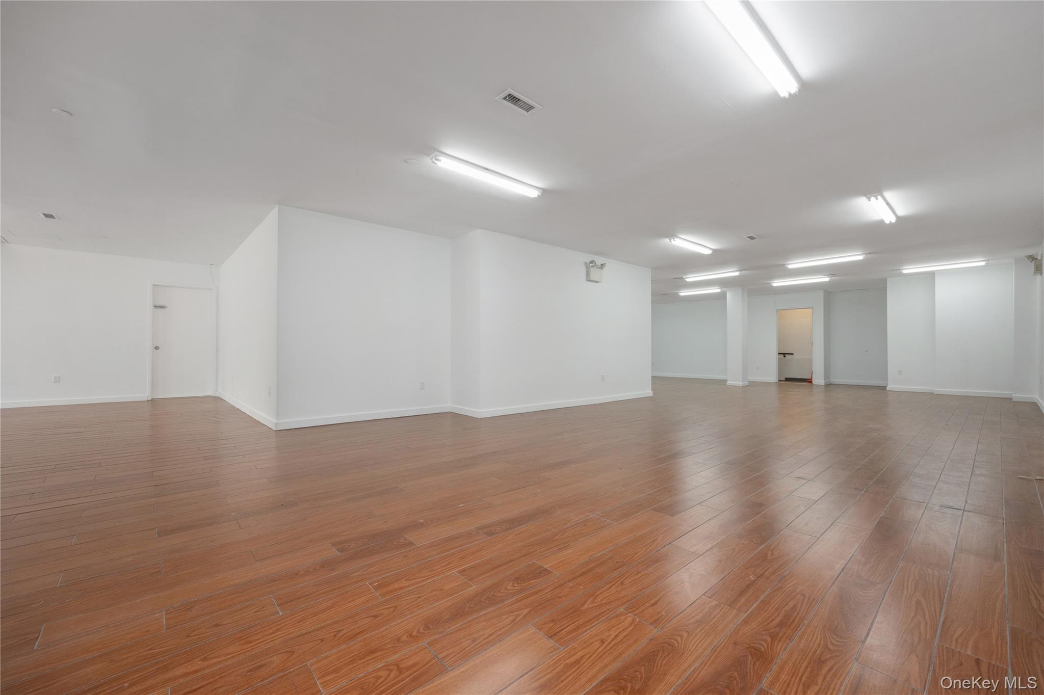 #4 photo, 172-18 Jamaica Avenue, クイーンズ区 Jamaica , NY 11432