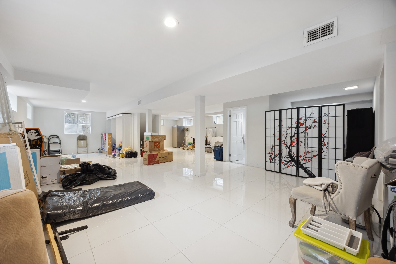 #22 photo, 16 Arleigh Dr, ナッソー郡 Albertson , NY 11507