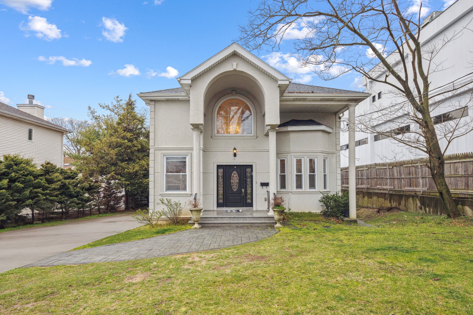 #23 photo, 16 Arleigh Dr, ナッソー郡 Albertson , NY 11507