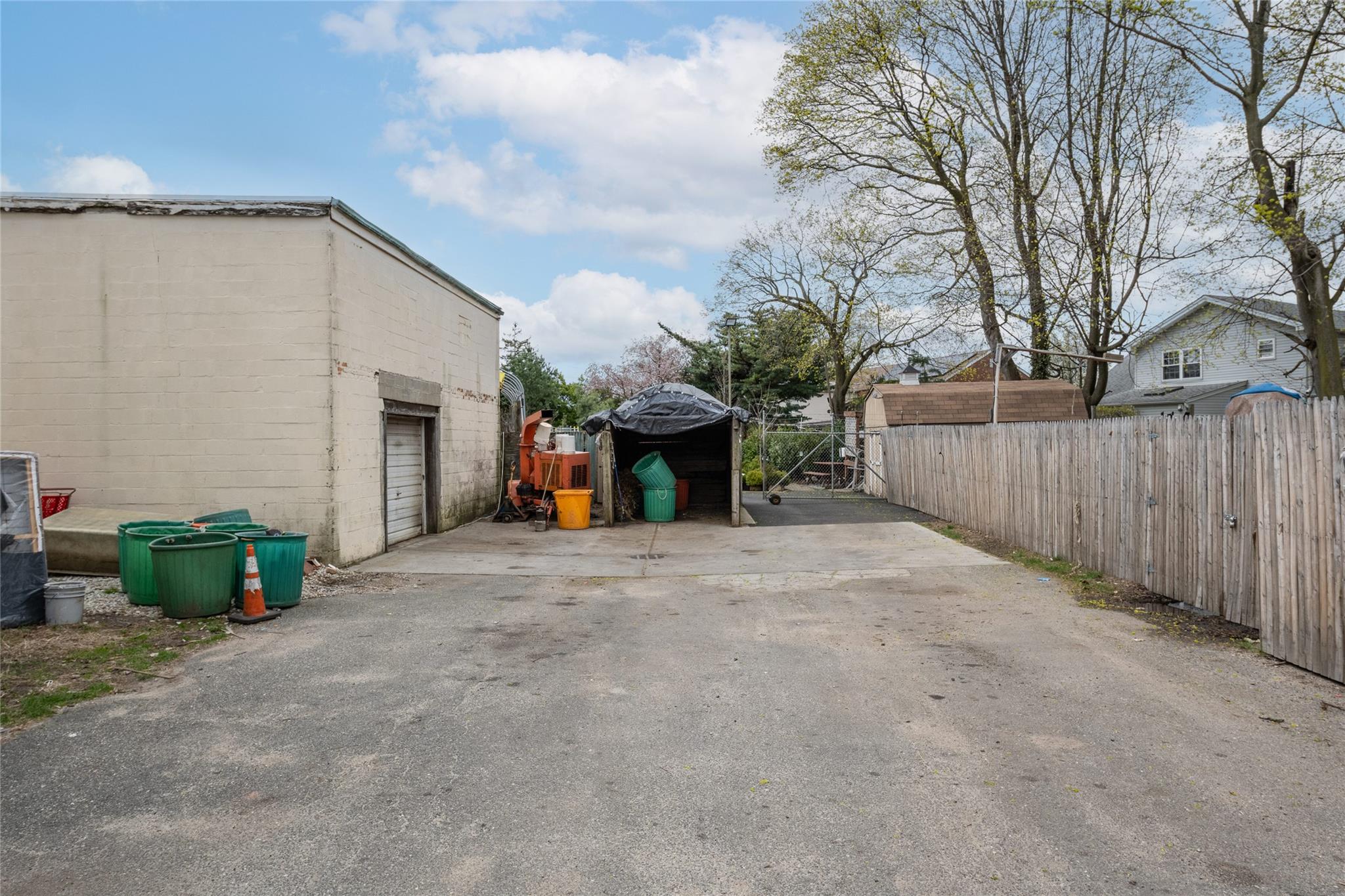 #8 photo, 349 - 353 Hempstead Avenue, West Hempstead , NY 11552