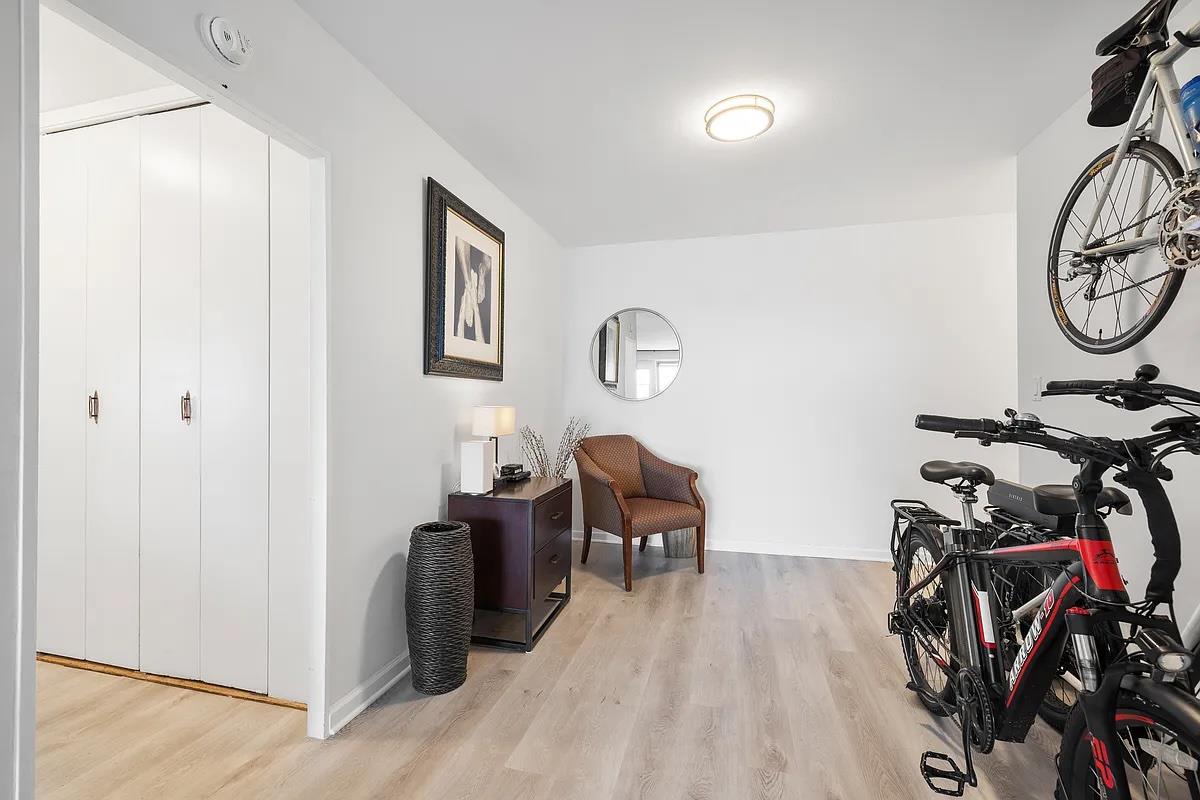 #3 photo, 1020 Grand Concourse, 布朗士 Bronx , NY 10451