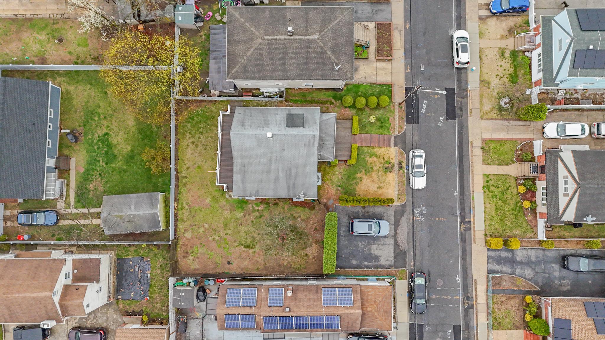 #14 photo, 267 Roquette Avenue, Floral Park , NY 11001