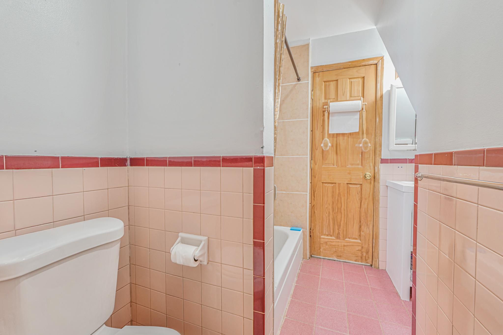 #15 photo, 267 Roquette Avenue, Floral Park , NY 11001