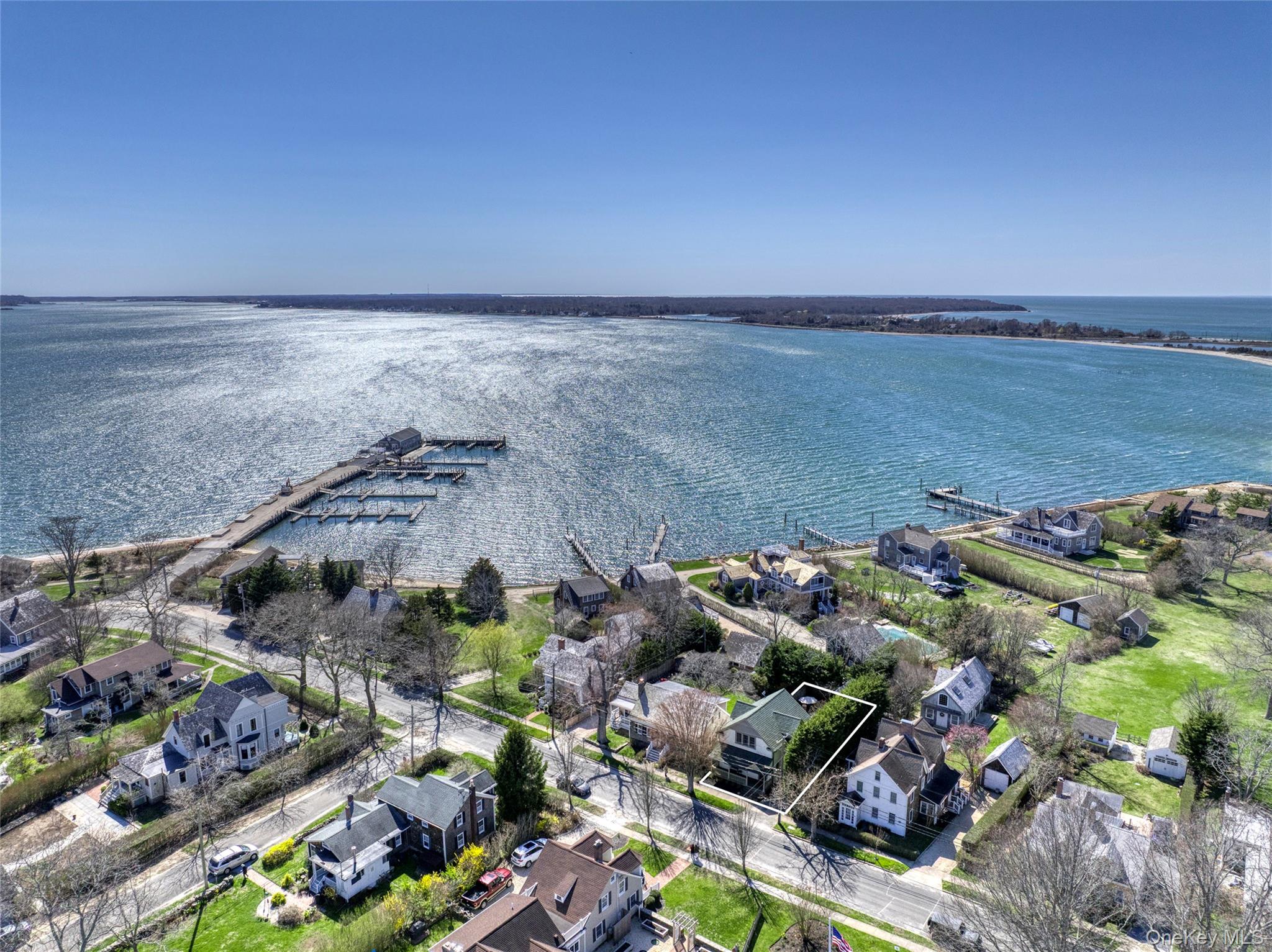 #19 photo, 1740 Village Lane, サフォーク郡 Orient , NY 11957